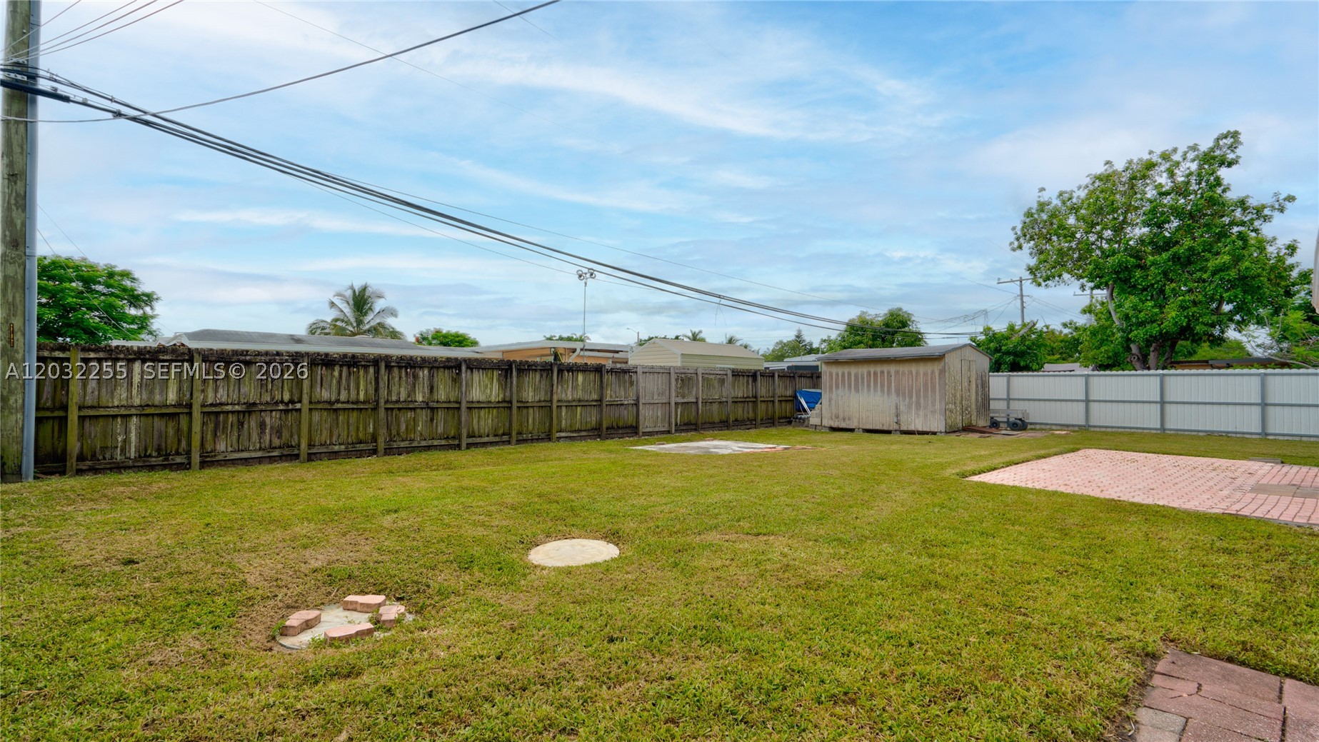 9840 SW 48th St, Miami FL 33165