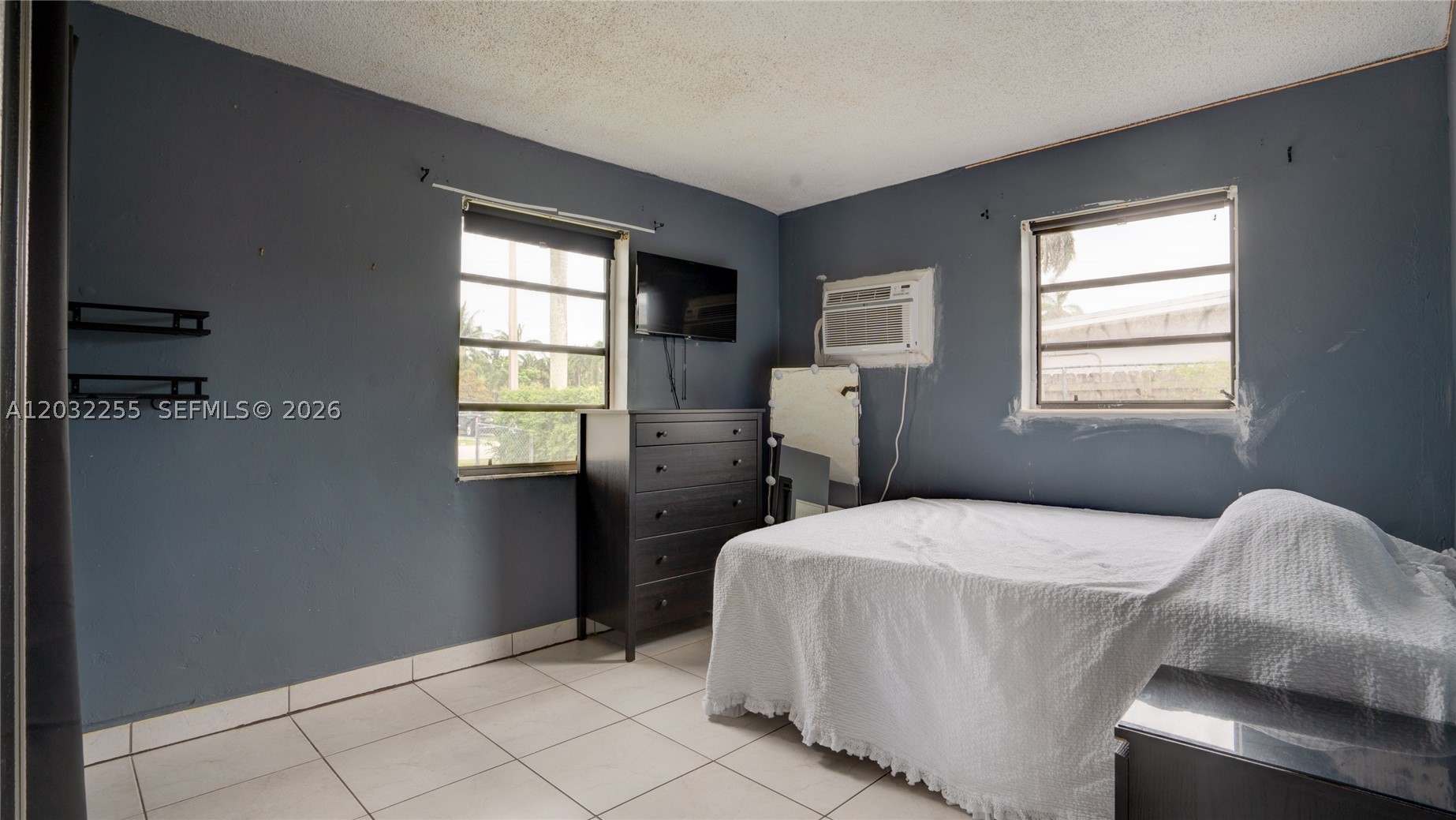 9840 SW 48th St, Miami FL 33165