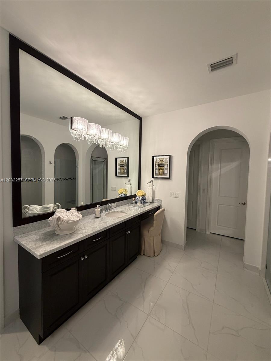 10609 SW 55th St, Cooper City FL 33328