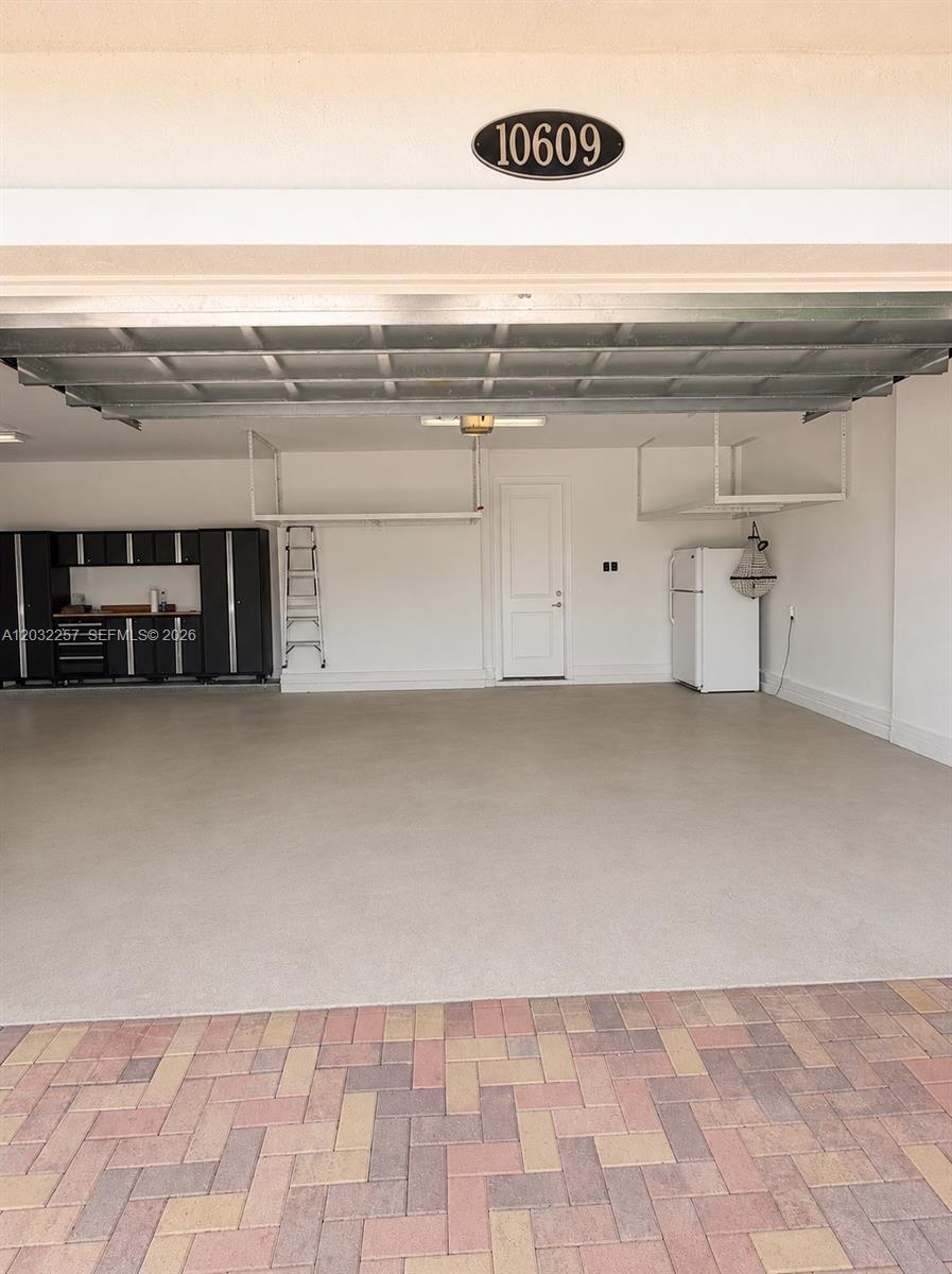 10609 SW 55th St, Cooper City FL 33328