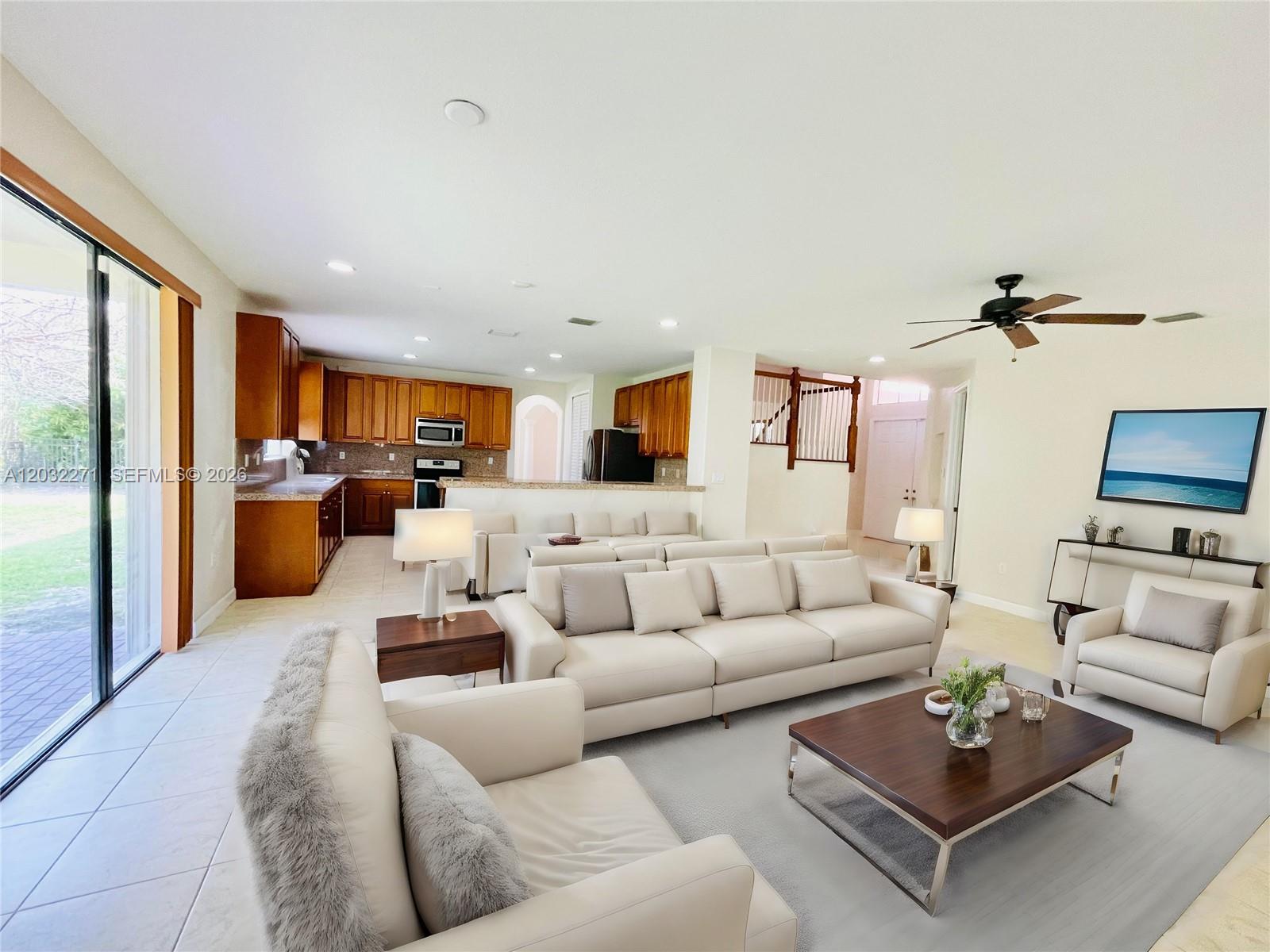 7427 SW 189th St, Cutler Bay FL 33157