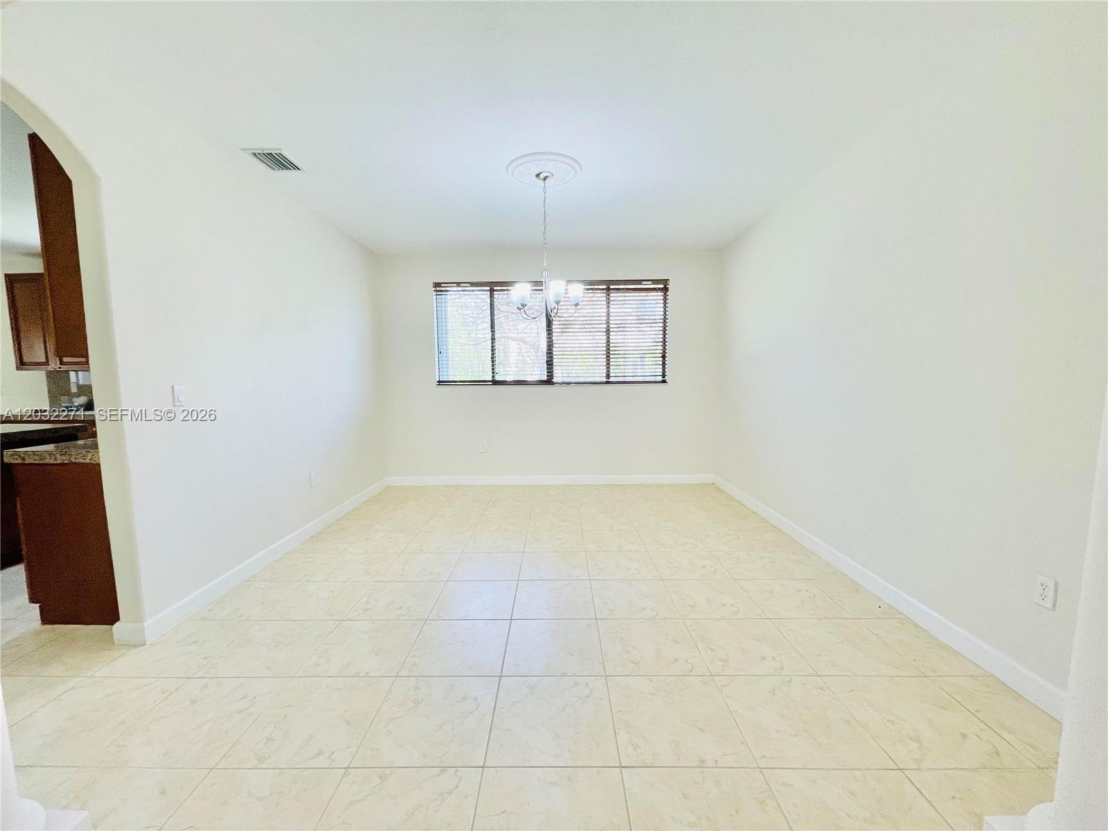 7427 SW 189th St, Cutler Bay FL 33157