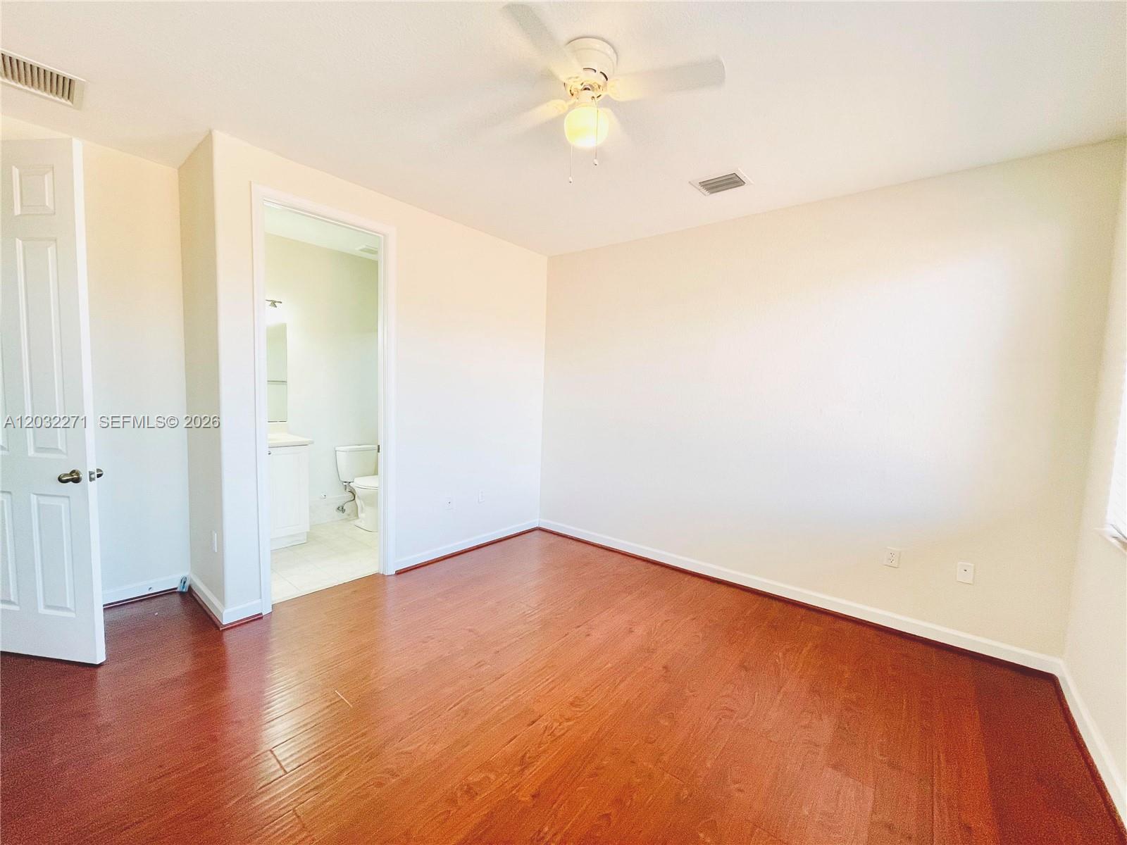 7427 SW 189th St, Cutler Bay FL 33157