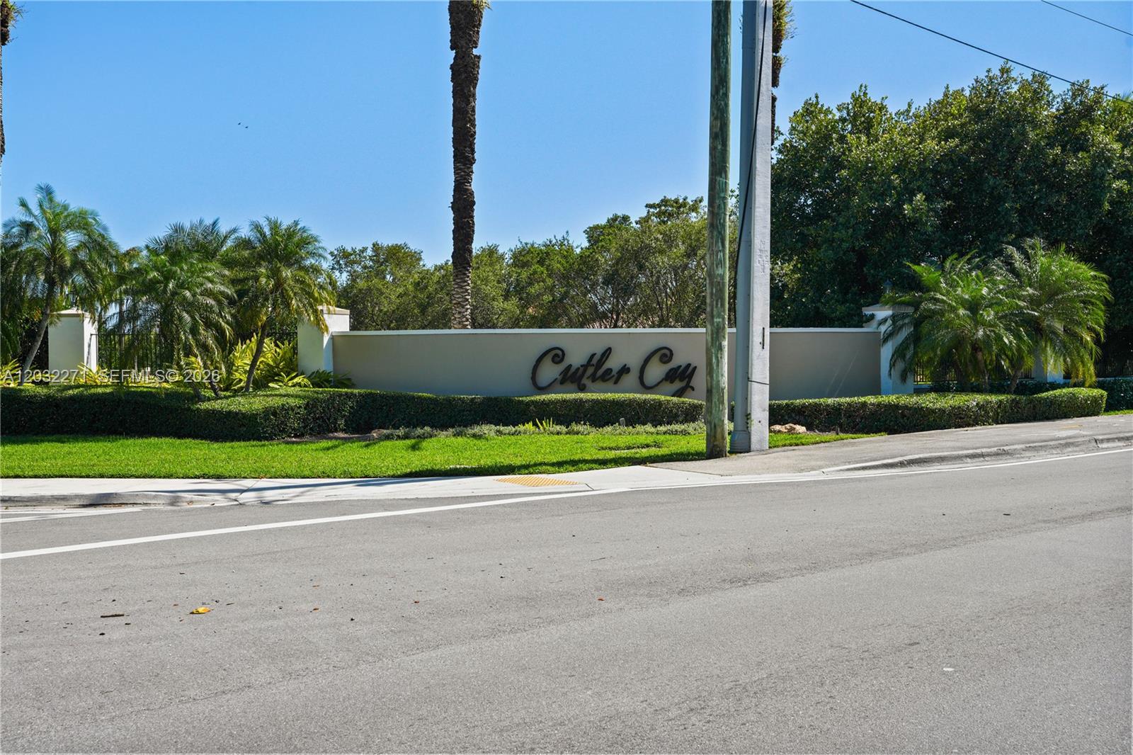 7427 SW 189th St, Cutler Bay FL 33157
