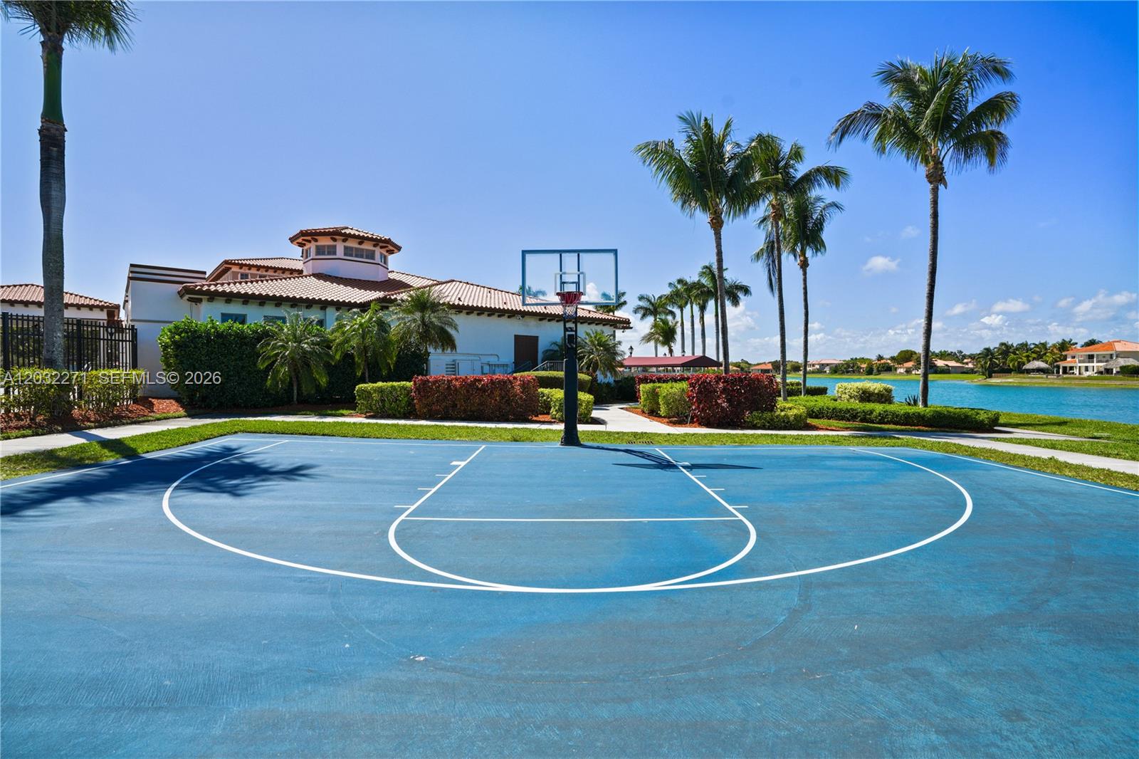 7427 SW 189th St, Cutler Bay FL 33157
