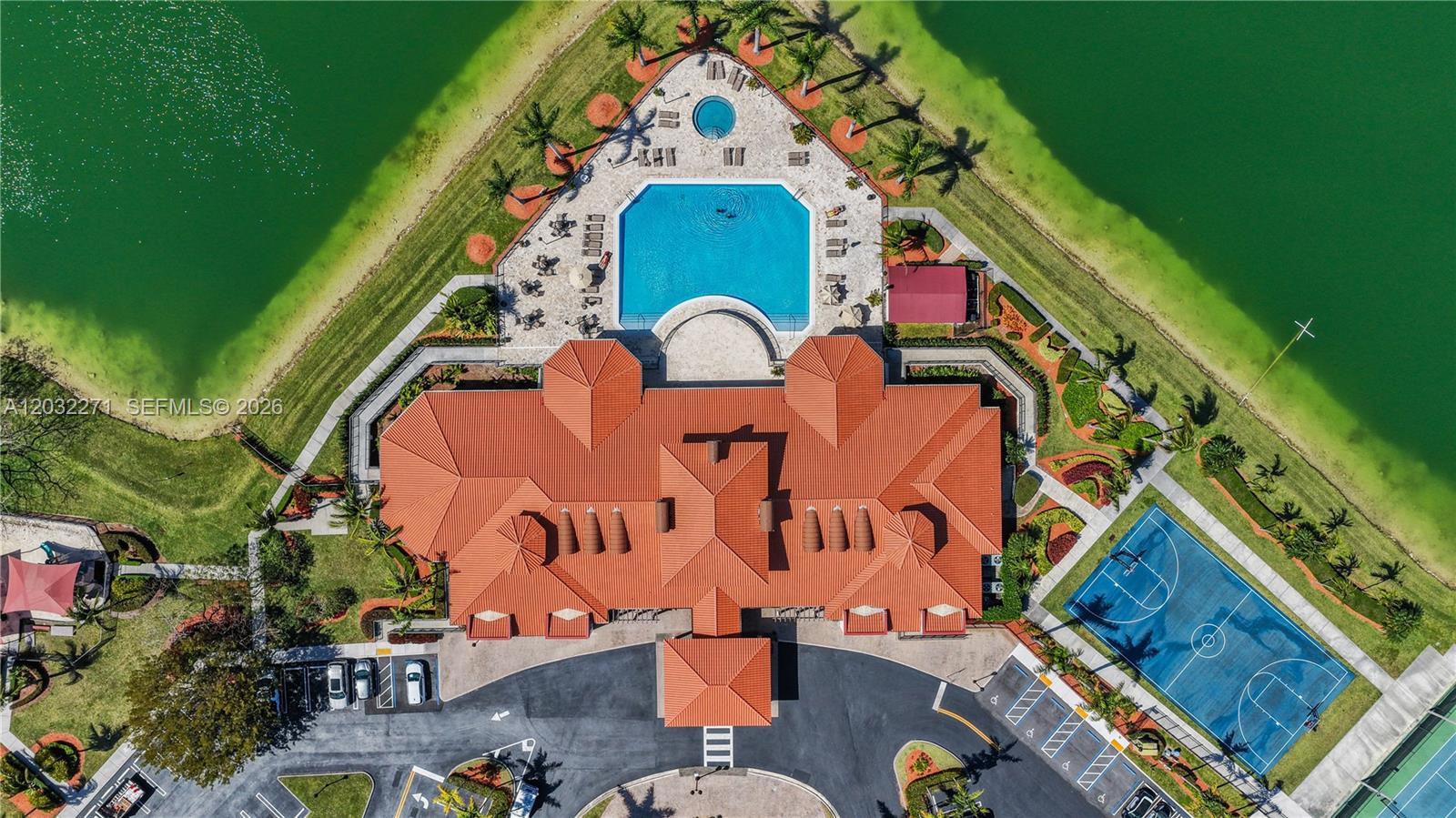 7427 SW 189th St, Cutler Bay FL 33157