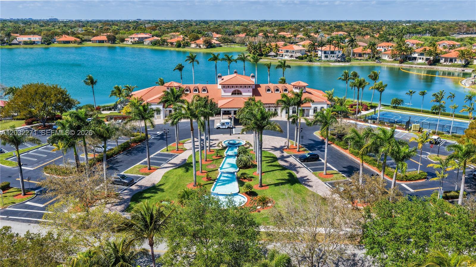 7427 SW 189th St, Cutler Bay FL 33157