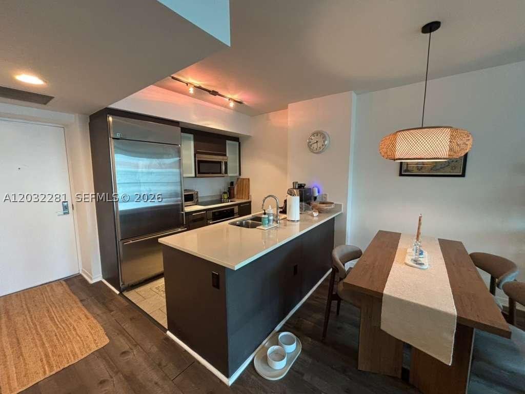 55 SE 6th St #1208, Miami FL 33131