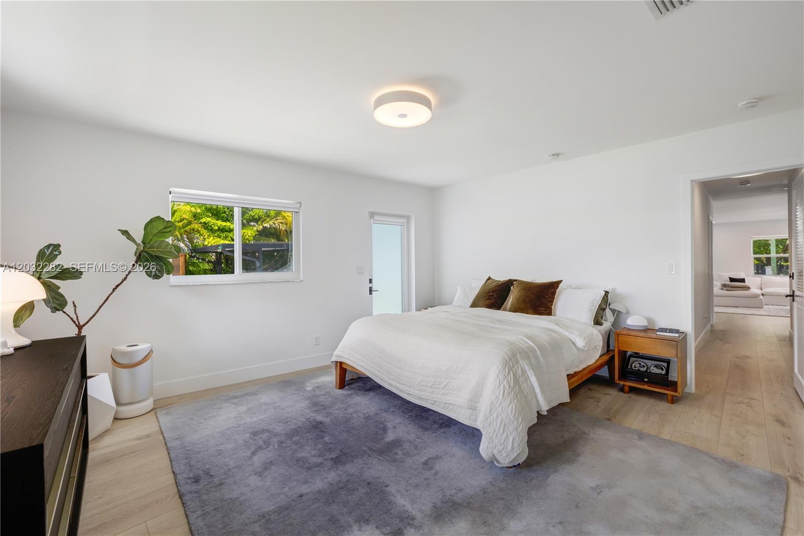930 Stillwater Dr, Miami Beach FL 33141