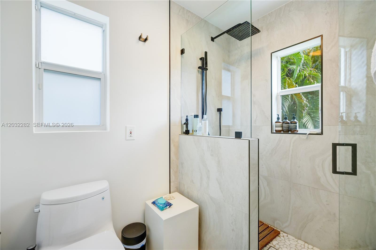 930 Stillwater Dr, Miami Beach FL 33141
