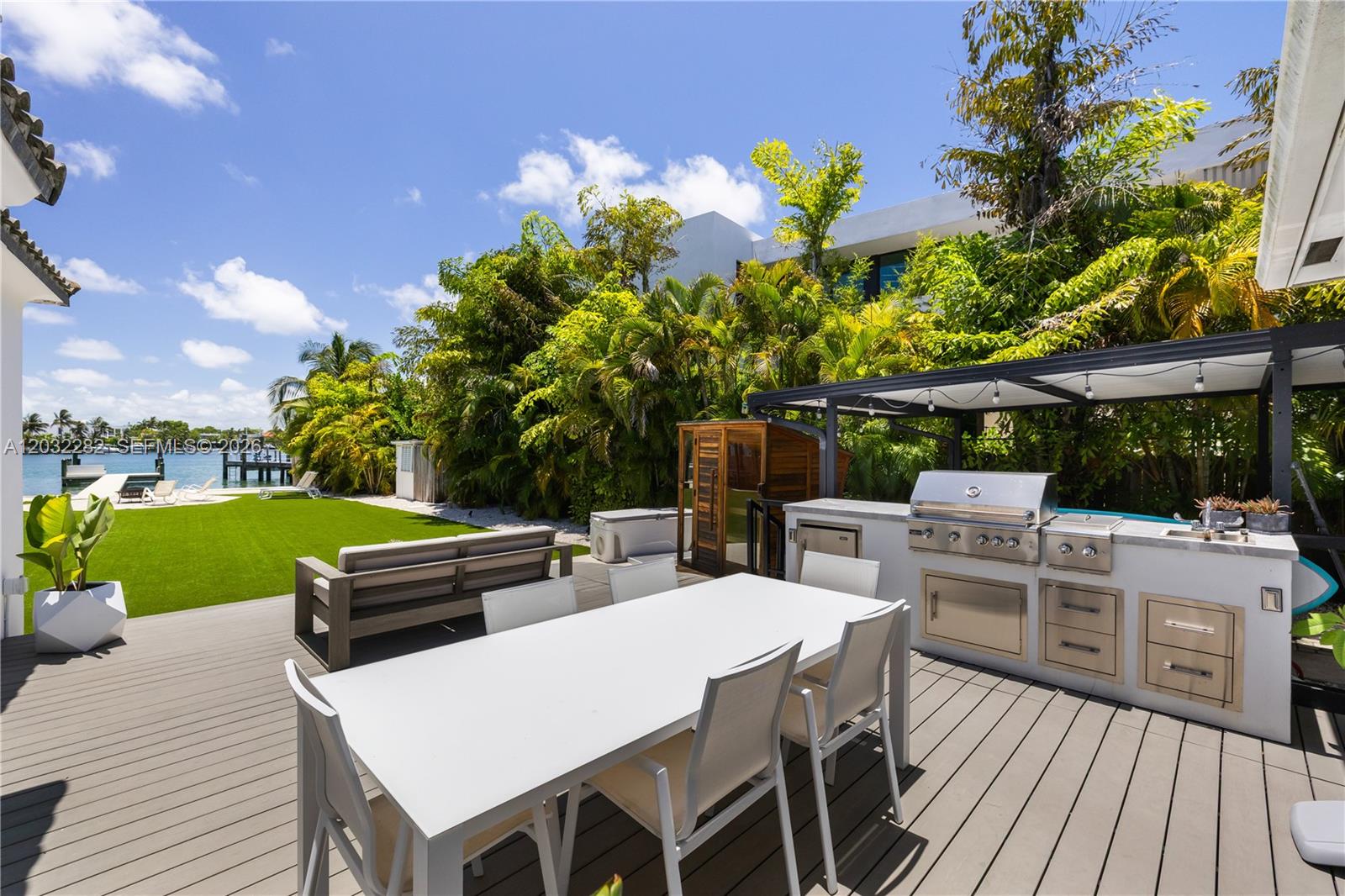 930 Stillwater Dr, Miami Beach FL 33141