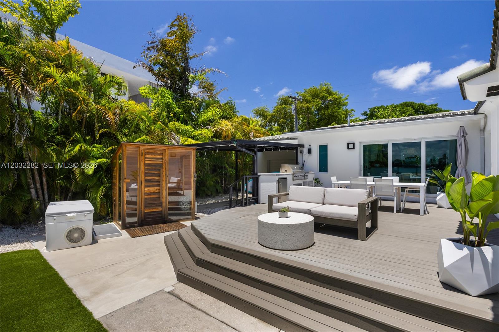 930 Stillwater Dr, Miami Beach FL 33141
