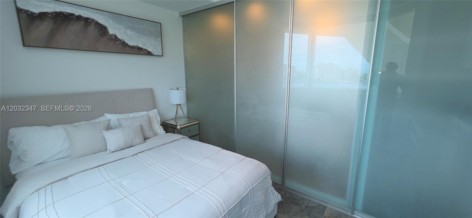 300 S Pointe Dr #908, Miami Beach FL 33139