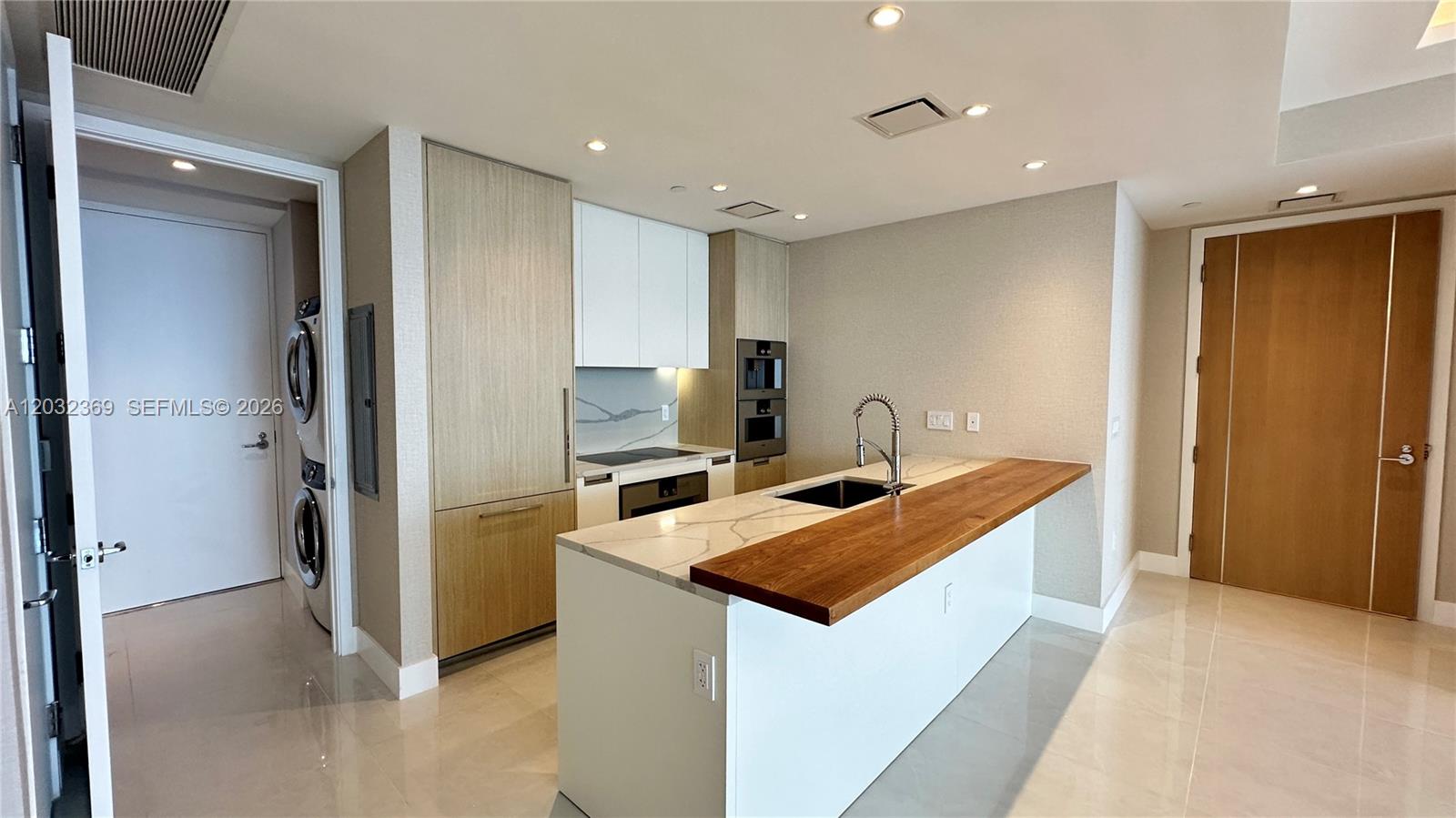 15701 Collins Ave #3804, Sunny Isles Beach FL 33160