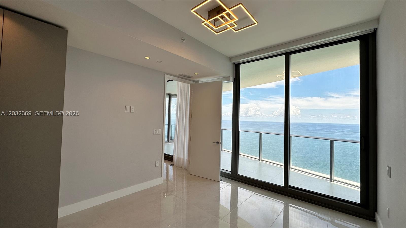 15701 Collins Ave #3804, Sunny Isles Beach FL 33160