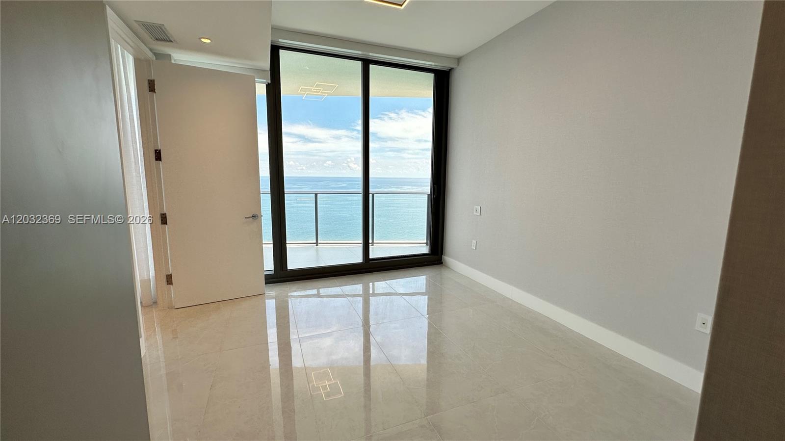 15701 Collins Ave #3804, Sunny Isles Beach FL 33160