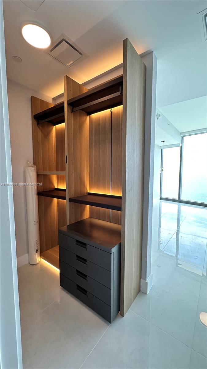 15701 Collins Ave #3804, Sunny Isles Beach FL 33160