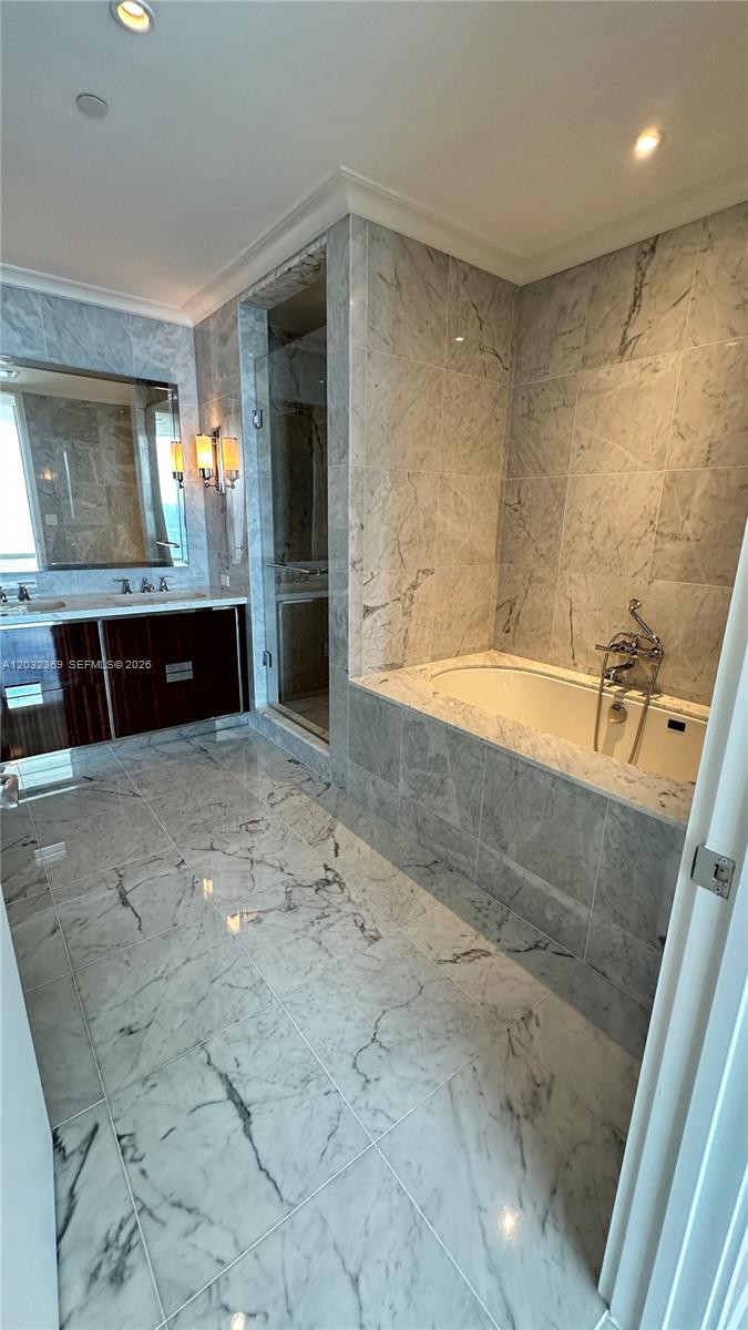 15701 Collins Ave #3804, Sunny Isles Beach FL 33160