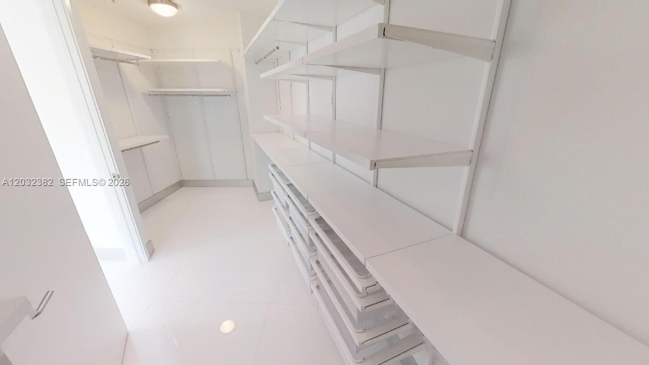 18555 Collins Ave #4804, Sunny Isles Beach FL 33160