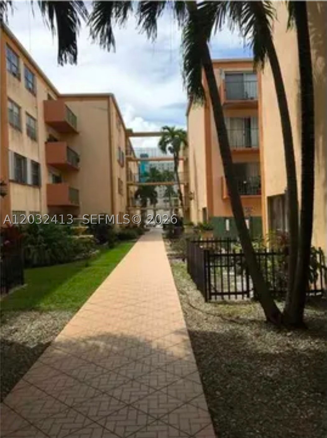 5501 NW 7th St #E408, Miami FL 33126