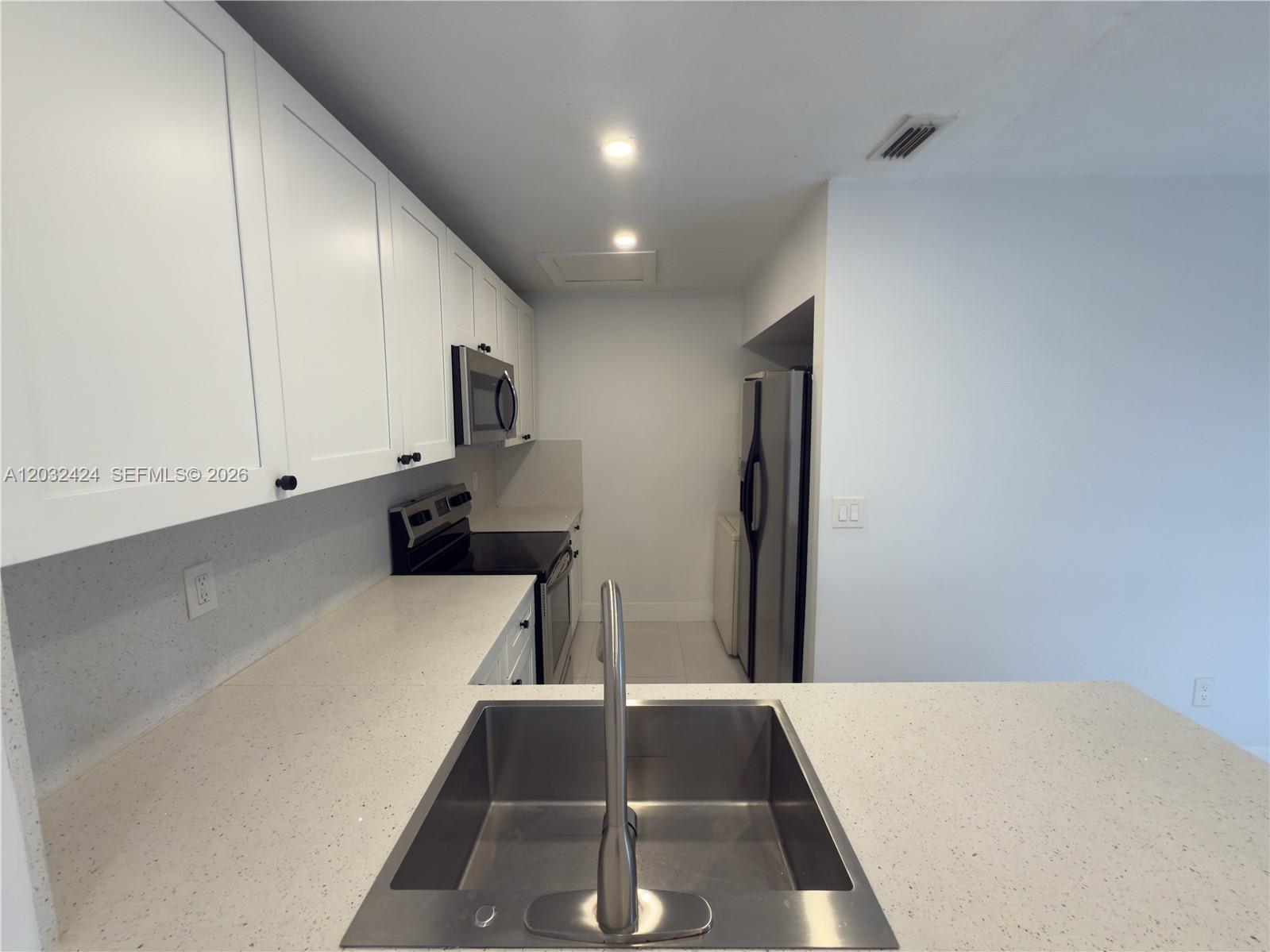 2500 W 67th Pl #21-26, Hialeah FL 33016
