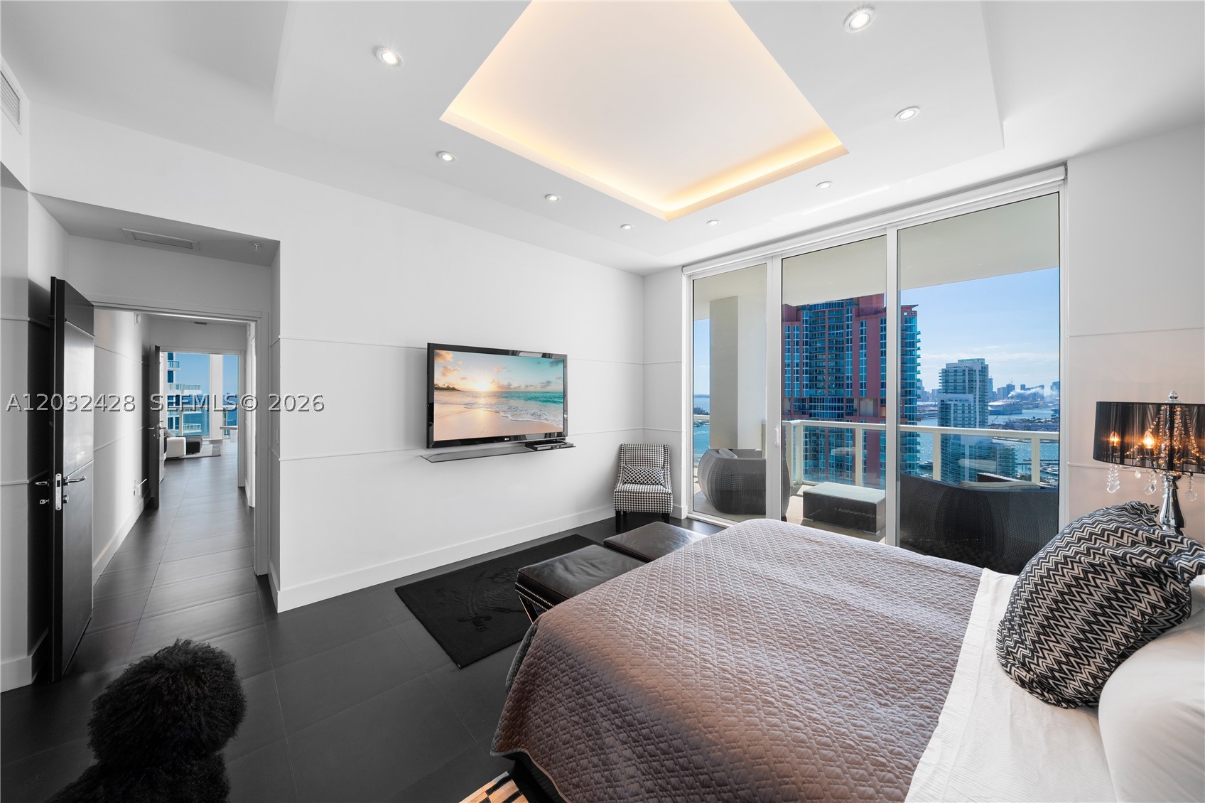 50 S Pointe Dr #3103, Miami Beach FL 33139