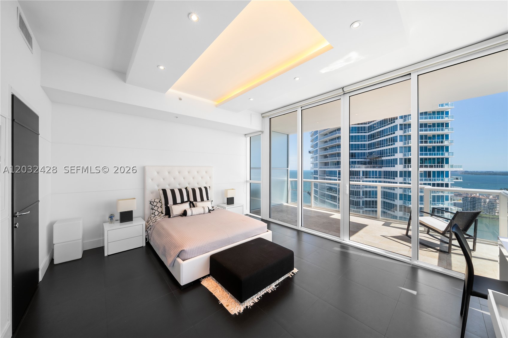 50 S Pointe Dr #3103, Miami Beach FL 33139