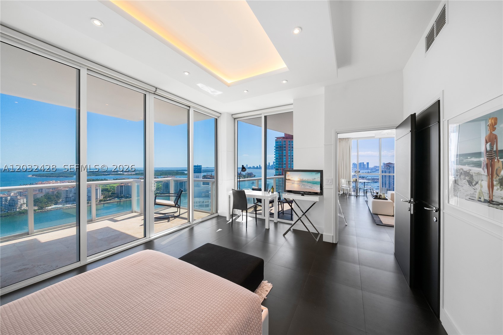 50 S Pointe Dr #3103, Miami Beach FL 33139