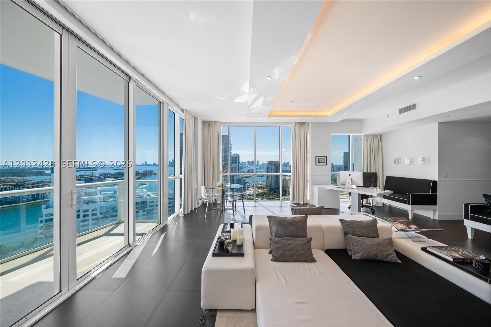 50 S Pointe Dr #3103, Miami Beach FL 33139