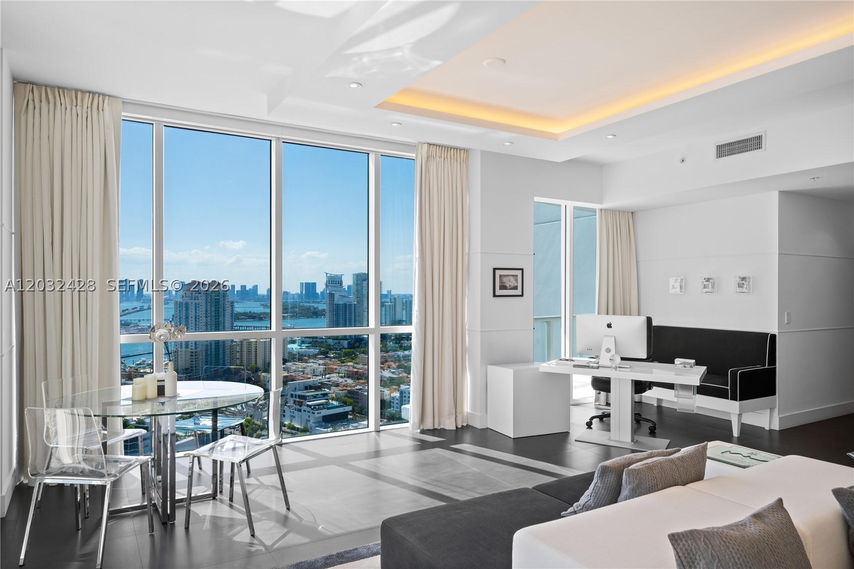50 S Pointe Dr #3103, Miami Beach FL 33139
