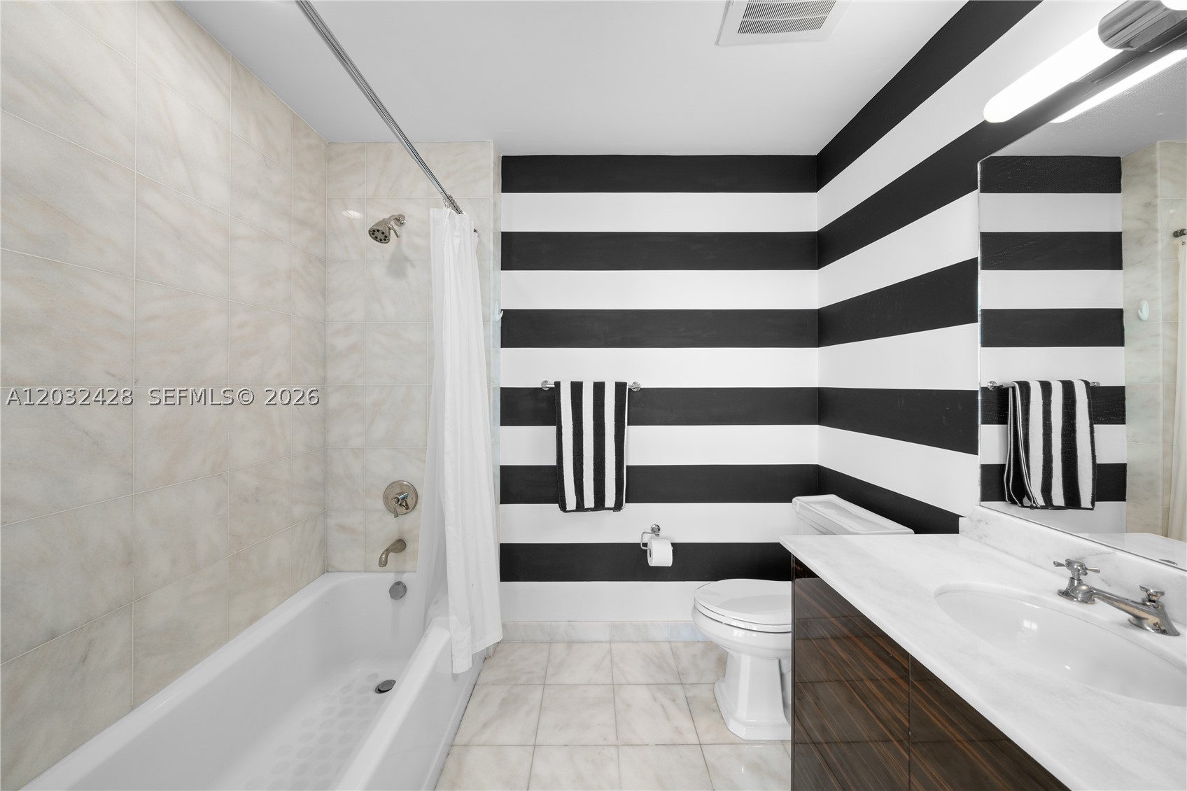 50 S Pointe Dr #3103, Miami Beach FL 33139