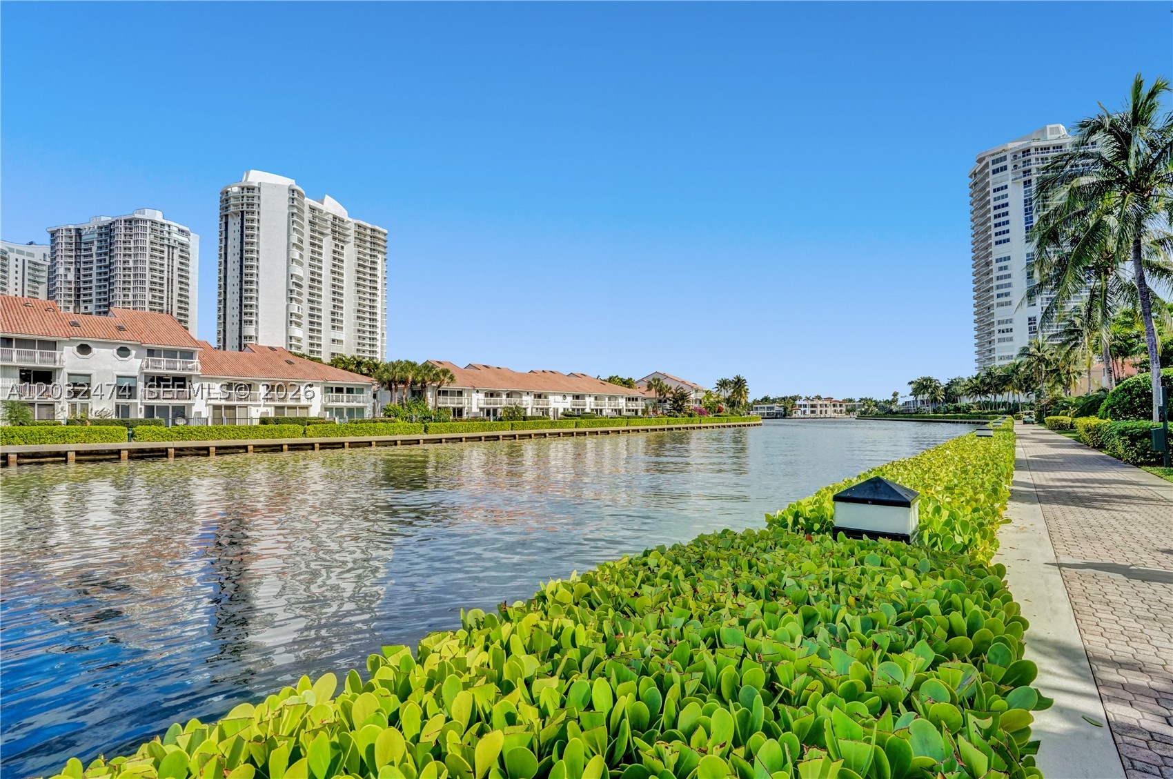 3718 NE 208th St #3718, Aventura FL 33180