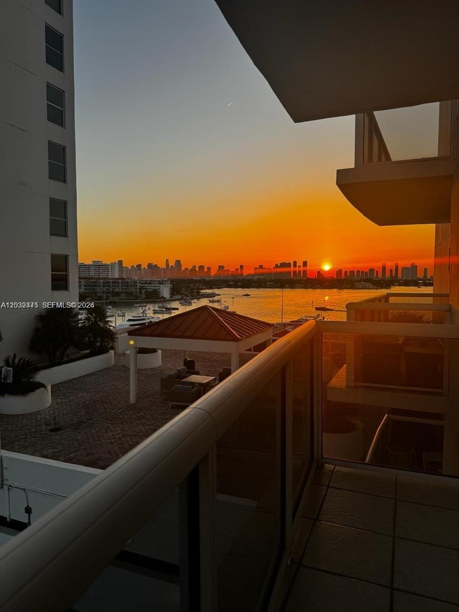 1900 Sunset Harbour Dr #815, Miami Beach FL 33139
