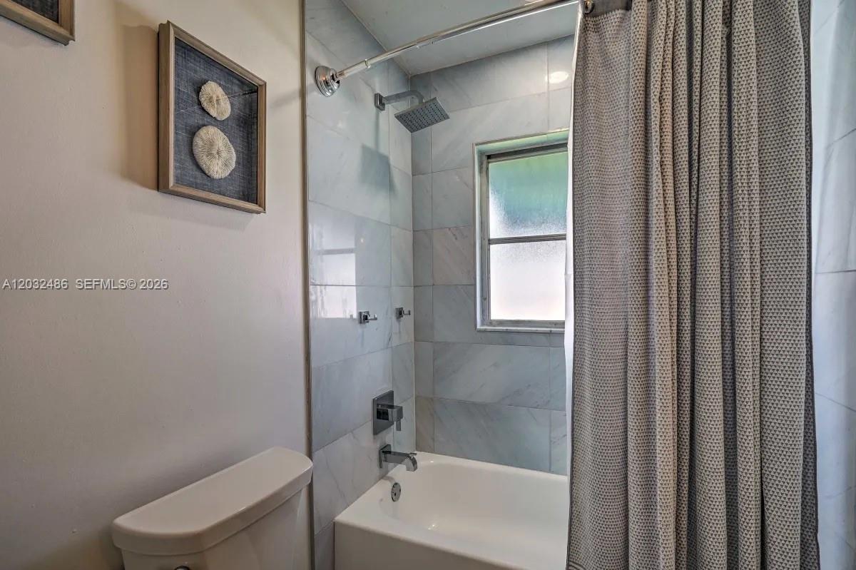 558 102nd Ave #0, Naples FL 34108