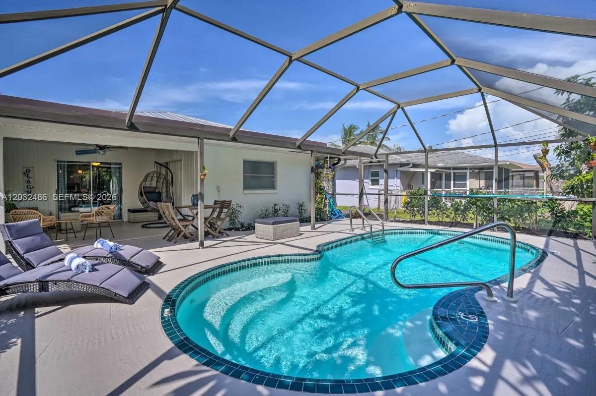 558 102nd Ave #0, Naples FL 34108