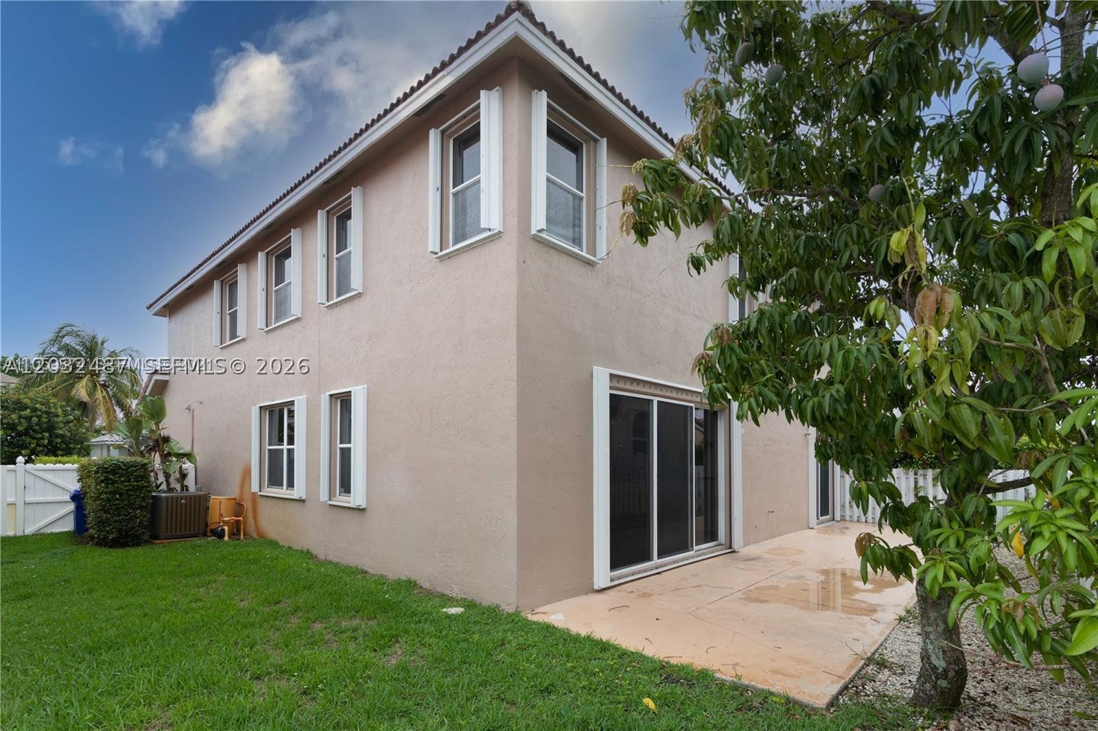 16236 NW 18th St, Pembroke Pines FL 33028