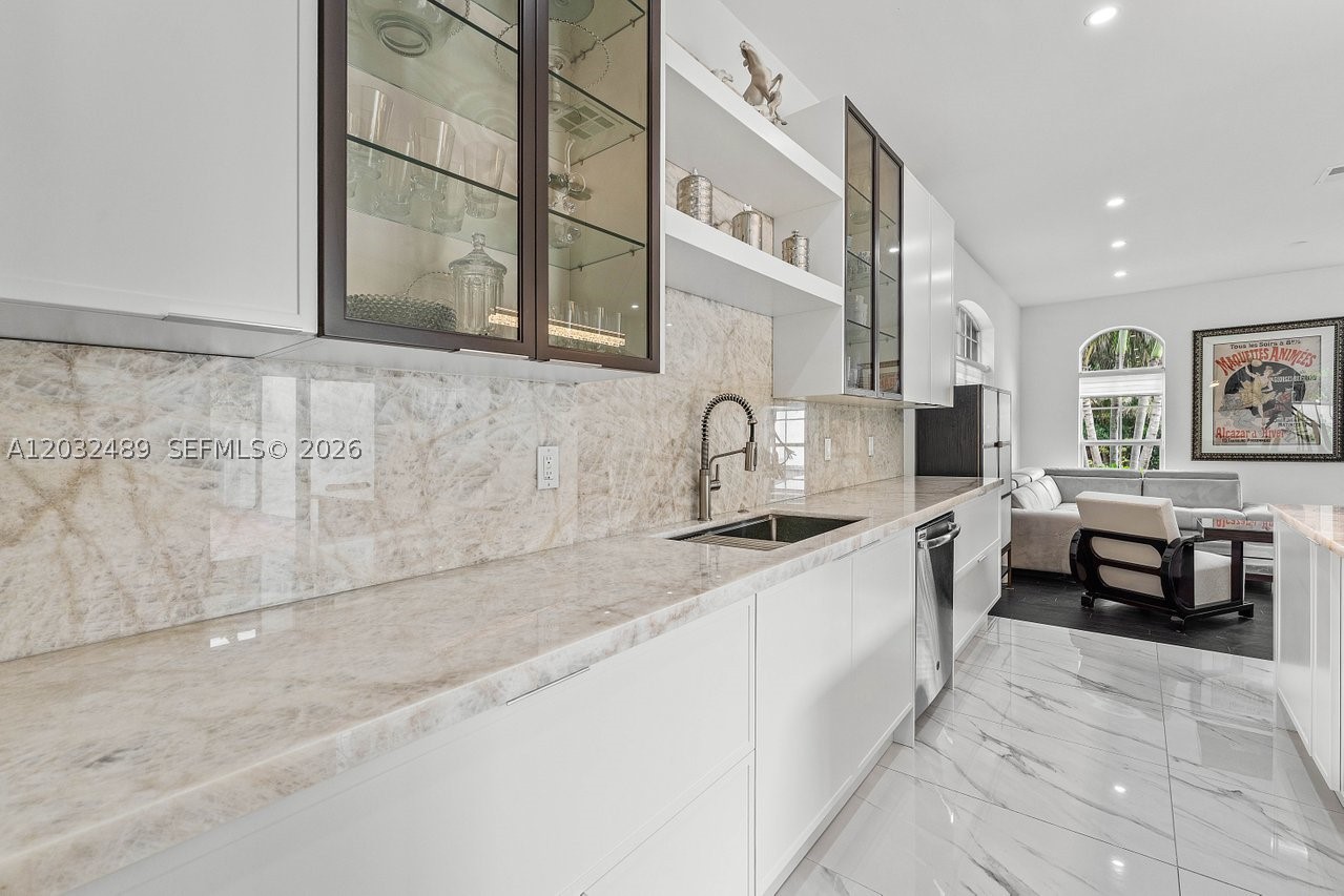 460 Surfside Ln, Juno Beach FL 33408
