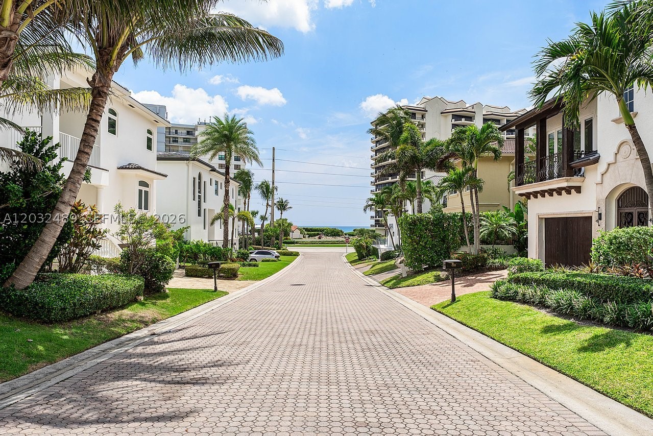 460 Surfside Ln, Juno Beach FL 33408