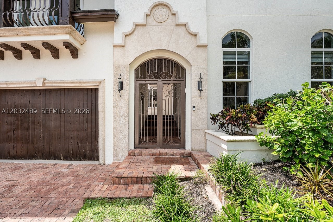 460 Surfside Ln, Juno Beach FL 33408