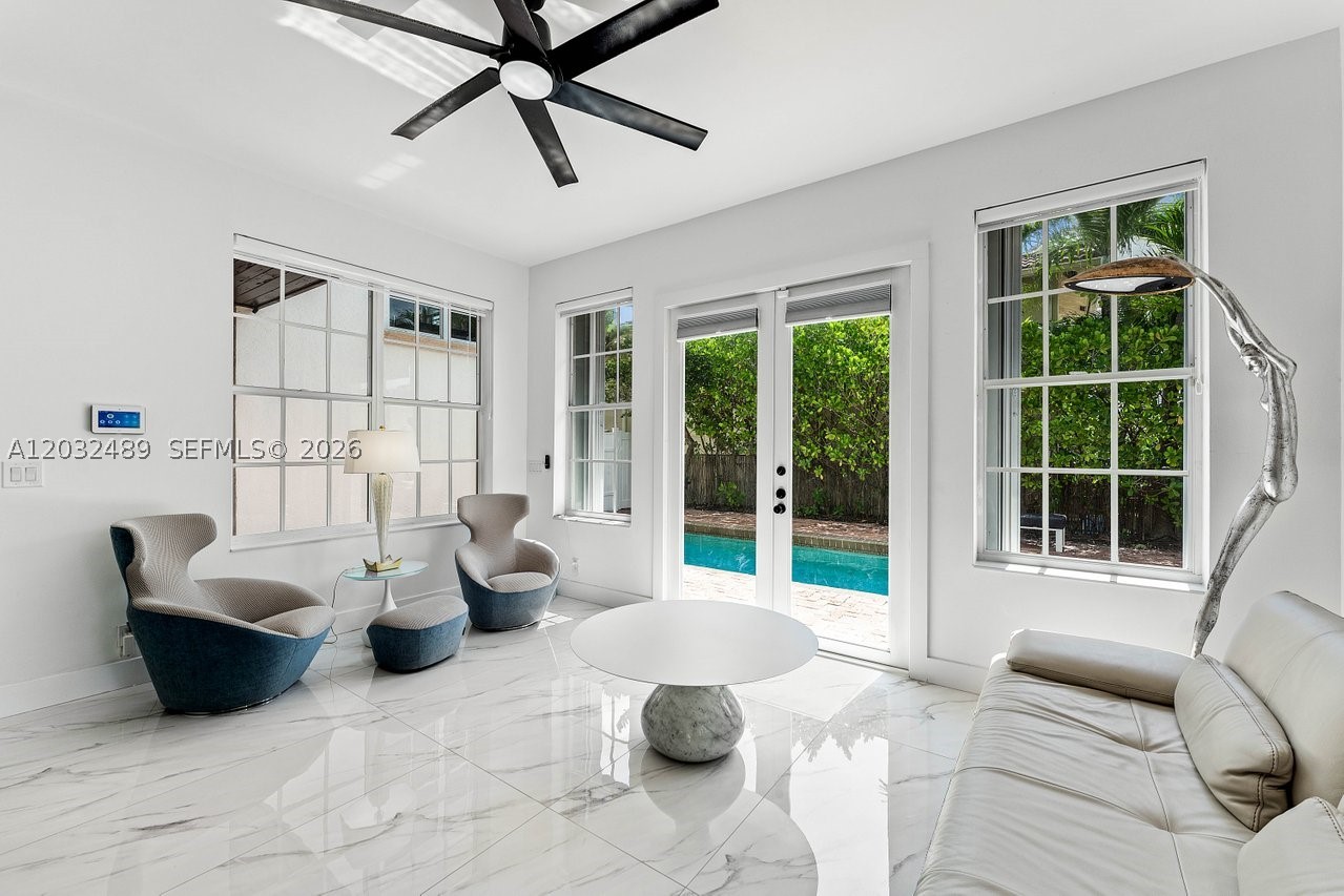 460 Surfside Ln, Juno Beach FL 33408