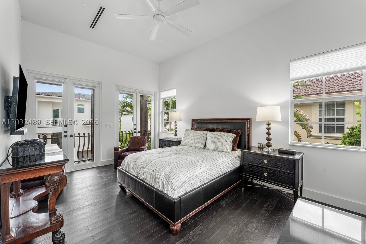 460 Surfside Ln, Juno Beach FL 33408