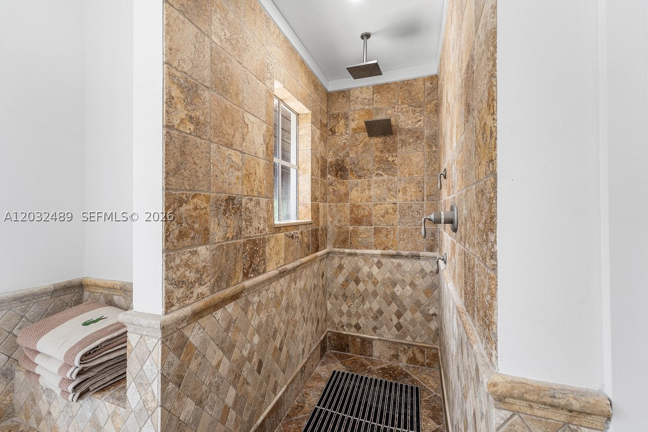 460 Surfside Ln, Juno Beach FL 33408