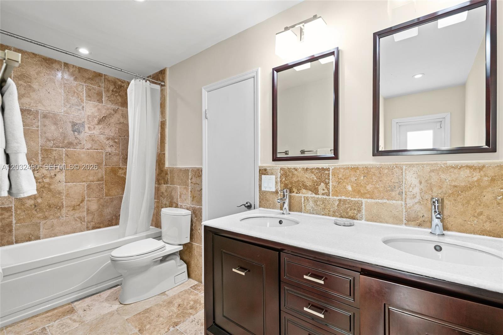 7360 SW 115th St, Pinecrest FL 33156