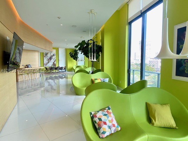 501 NE 31st St #802, Miami FL 33137