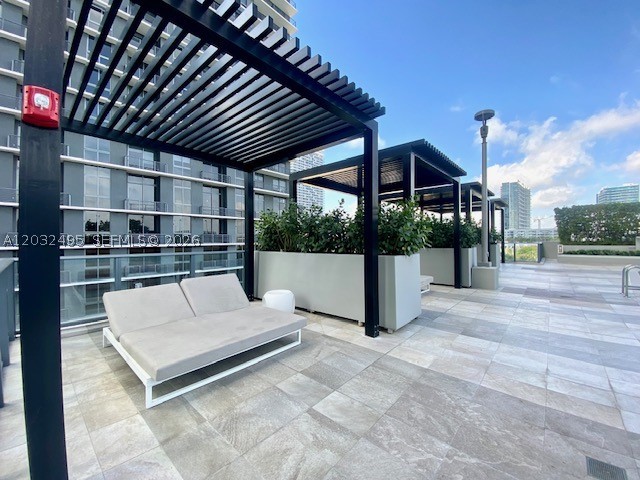 501 NE 31st St #802, Miami FL 33137