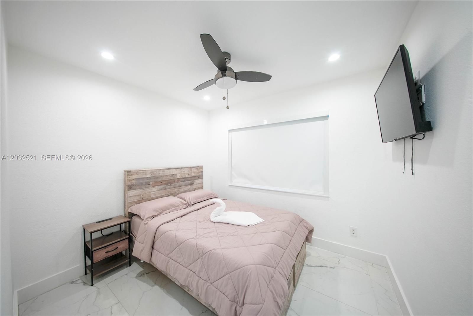 280 NW 59th Ct #/, Miami FL 33126