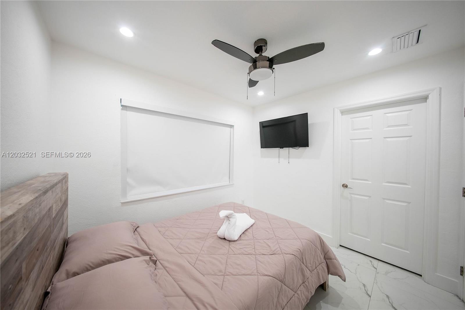 280 NW 59th Ct #/, Miami FL 33126