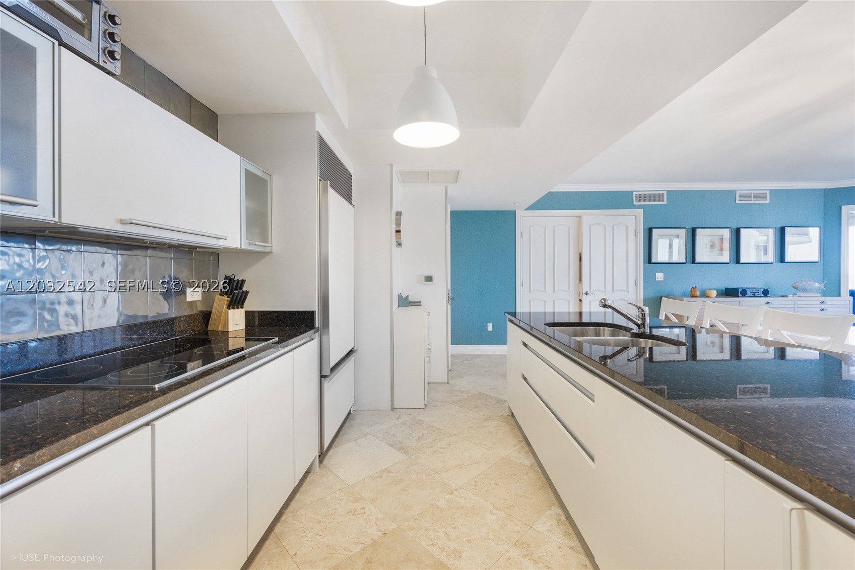 17201 Collins Ave# DEN #1203, Sunny Isles Beach FL 33160