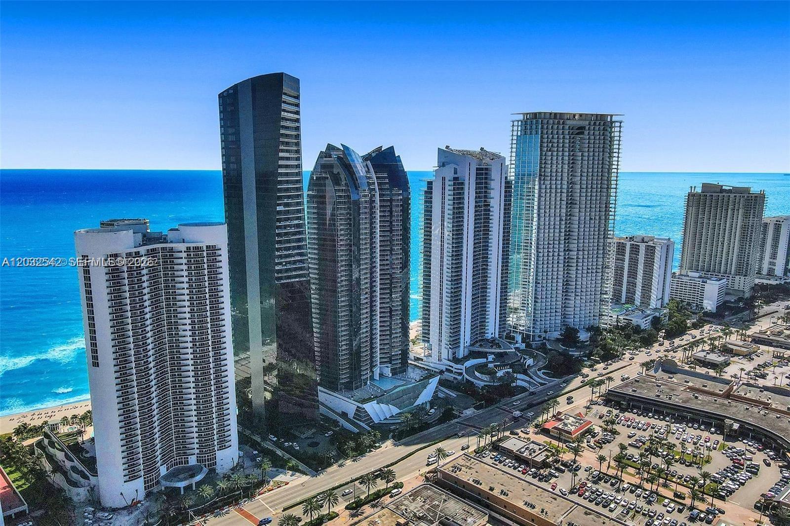 17201 Collins Ave# DEN #1203, Sunny Isles Beach FL 33160