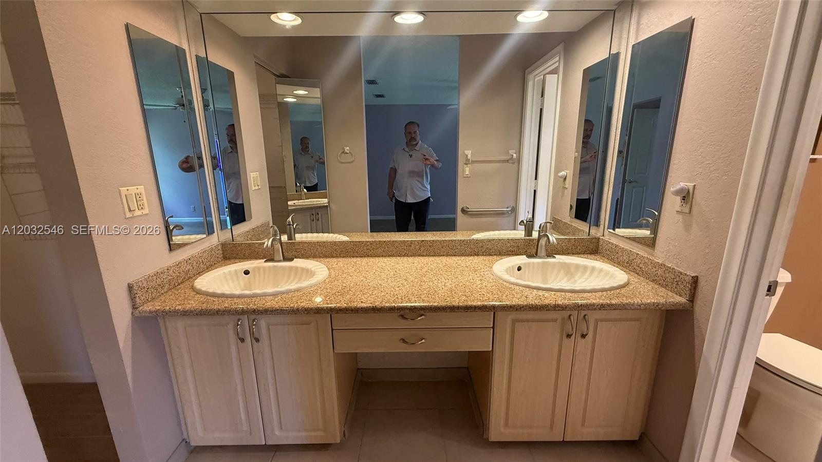 7905 Cloverfield, Boca Raton FL 33433